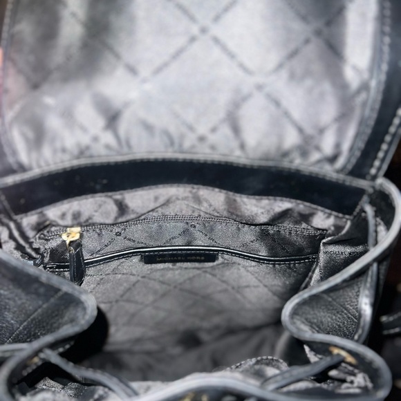 Micheal Kors Backpack 🎒 - Picture 7 of 7